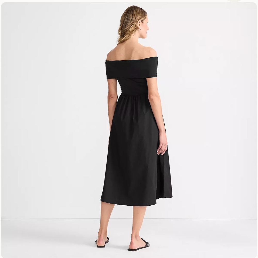 Lands' End Off the Shoulder Slender Dress Black
With pockets - Picture 8 of 12